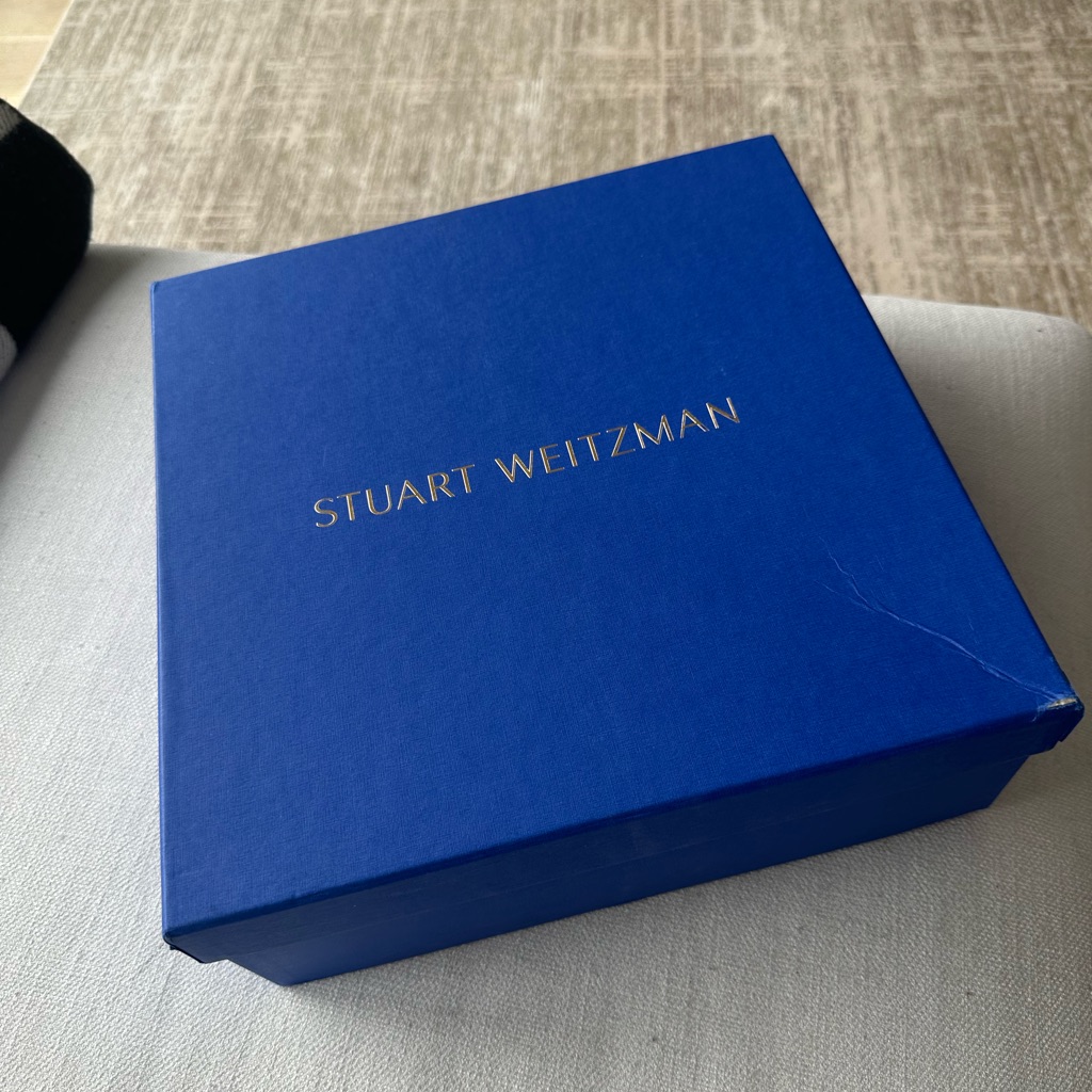 Stuart Weitzman Box